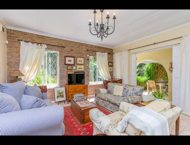 3 BEDROOM FREESTANDING RENTED IN COWIES HILL PARK